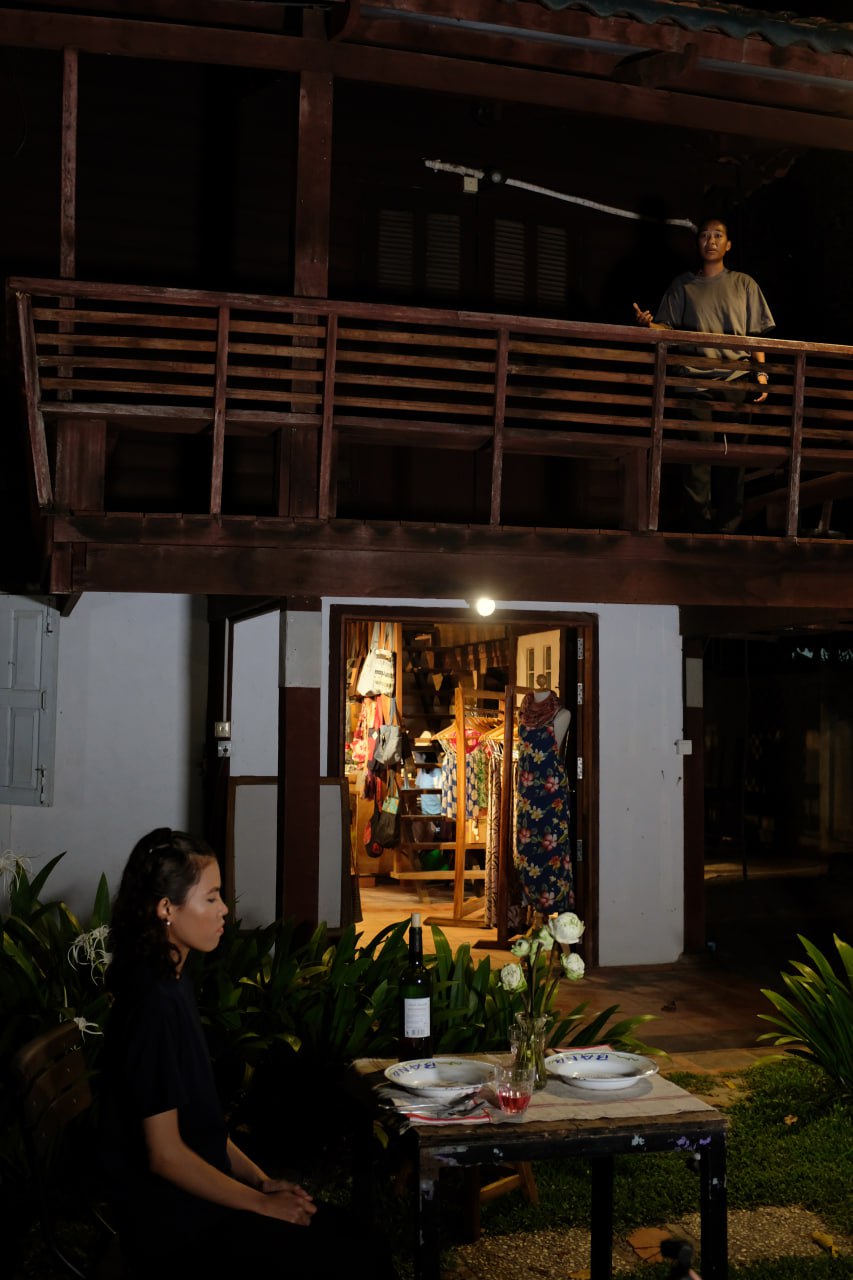 Two-level stage scene